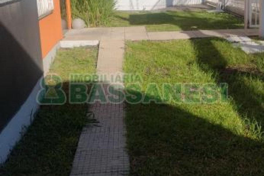Apartamento com 63m², 2 dormitórios, 1 vaga, no bairro Madureira em Caxias do Sul para Comprar