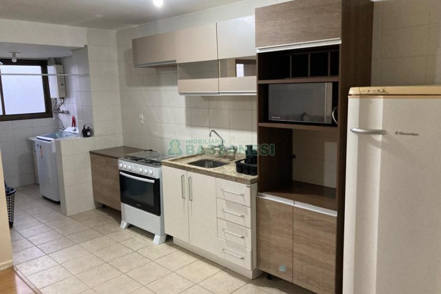 Apartamento com 83m², 2 dormitórios, 1 vaga, no bairro Villagio Iguatemi em Caxias do Sul para Comprar