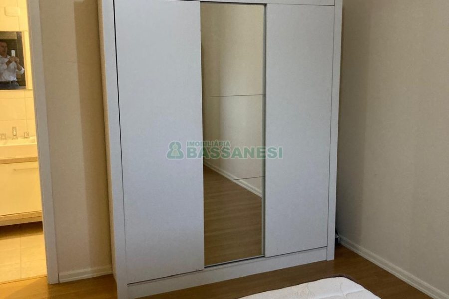 Apartamento com 83m², 2 dormitórios, 1 vaga, no bairro Villagio Iguatemi em Caxias do Sul para Comprar