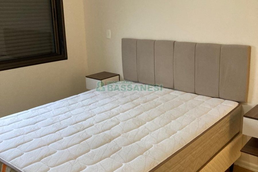 Apartamento com 83m², 2 dormitórios, 1 vaga, no bairro Villagio Iguatemi em Caxias do Sul para Comprar