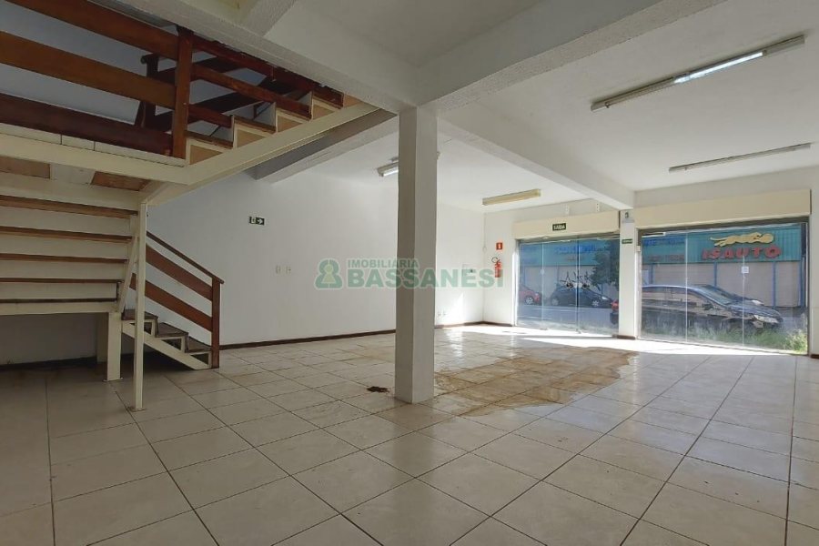 Loja com 117m², no bairro Centro em Caxias do Sul para Alugar