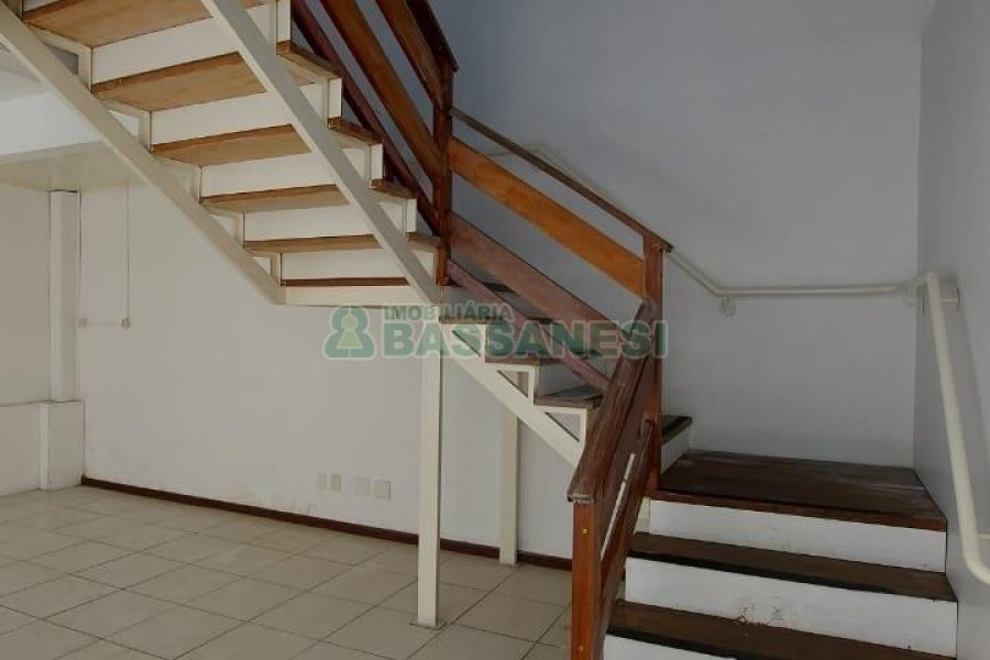 Loja com 117m², no bairro Centro em Caxias do Sul para Alugar