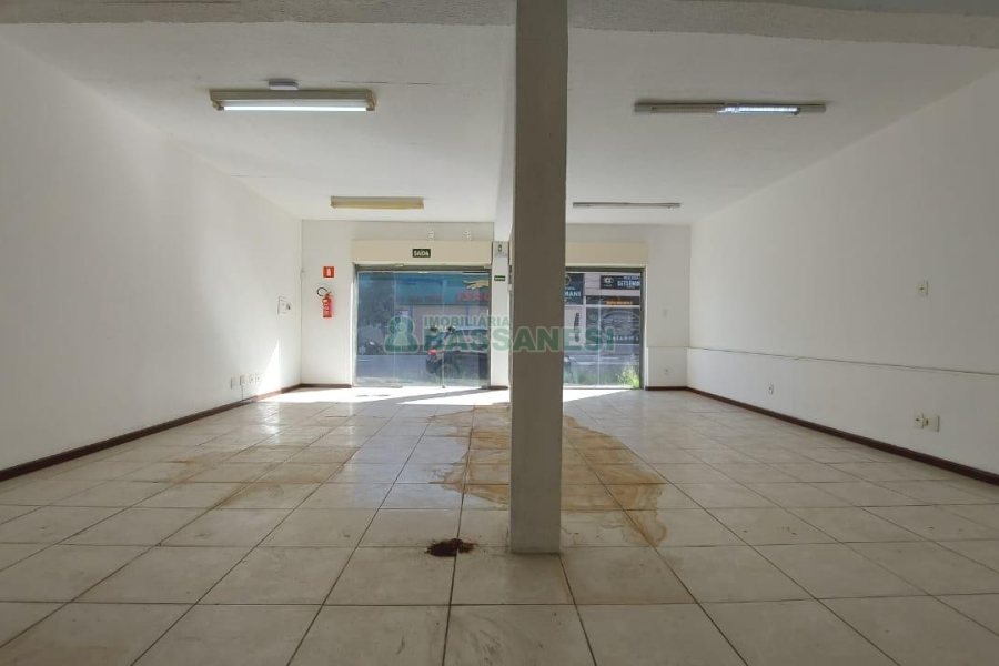 Loja com 117m², no bairro Centro em Caxias do Sul para Alugar
