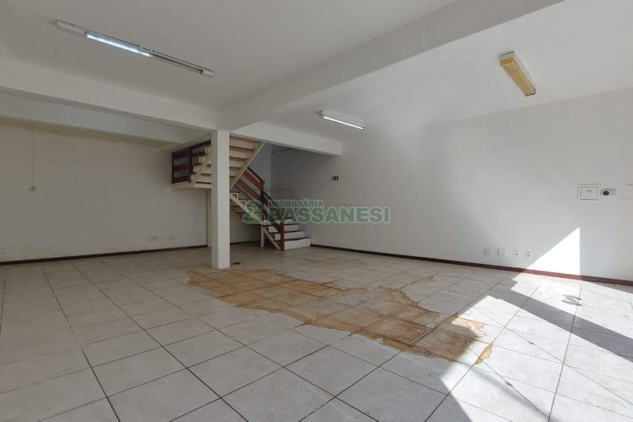 Loja com 117m², no bairro Centro em Caxias do Sul para Alugar