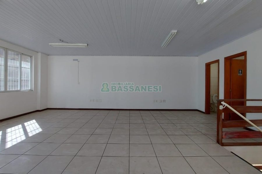 Loja com 117m², no bairro Centro em Caxias do Sul para Alugar