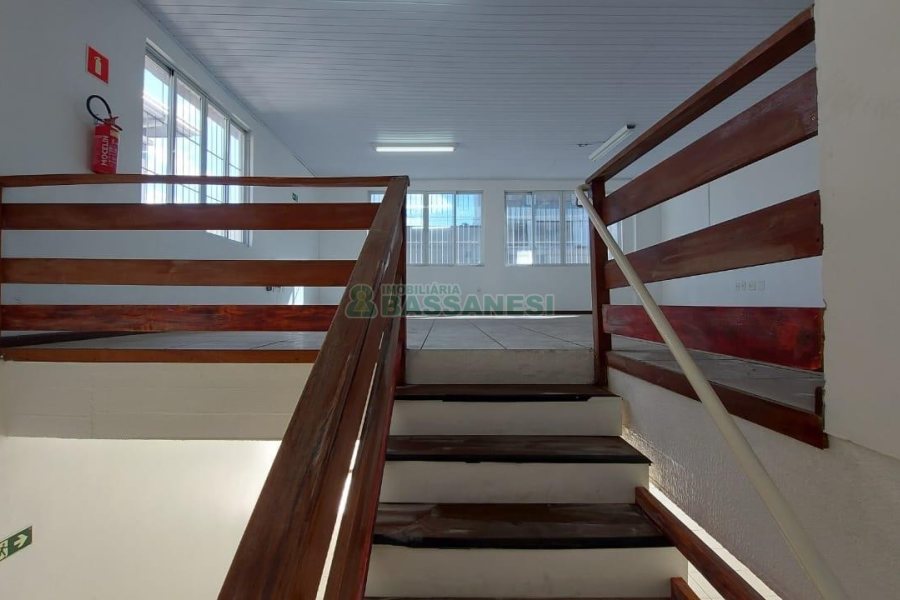 Loja com 117m², no bairro Centro em Caxias do Sul para Alugar
