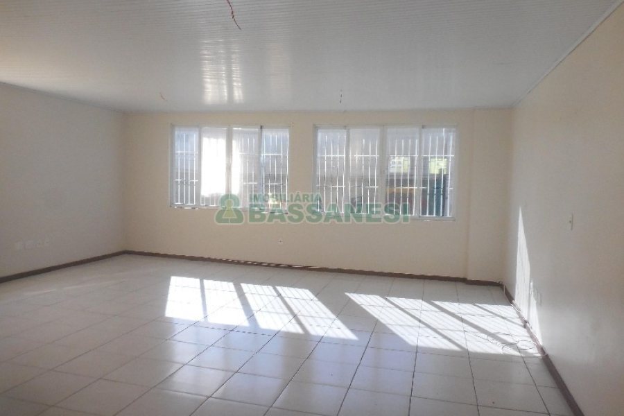 Loja com 117m², no bairro Centro em Caxias do Sul para Alugar
