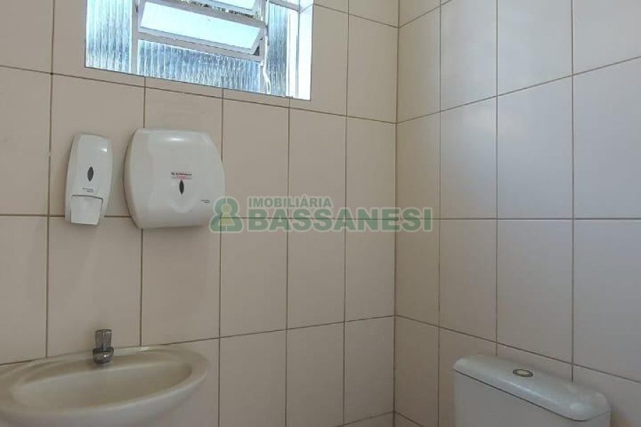 Loja com 117m², no bairro Centro em Caxias do Sul para Alugar