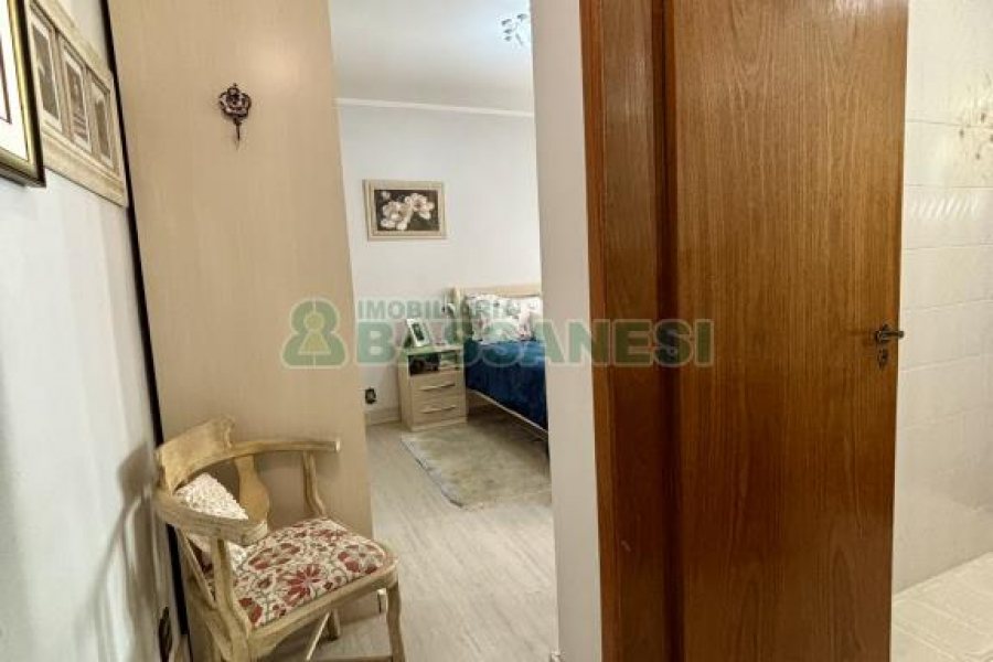 Apartamento com 124m², 3 dormitórios, 1 vaga, no bairro Rio Branco em Caxias do Sul para Comprar