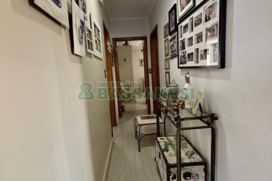 Apartamento com 124m², 3 dormitórios, 1 vaga, no bairro Rio Branco em Caxias do Sul para Comprar