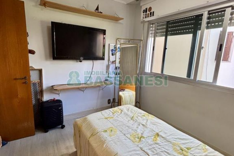 Apartamento com 124m², 3 dormitórios, 1 vaga, no bairro Rio Branco em Caxias do Sul para Comprar