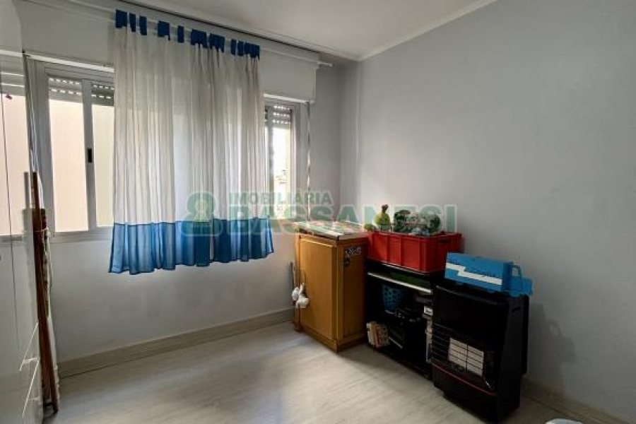 Apartamento com 124m², 3 dormitórios, 1 vaga, no bairro Rio Branco em Caxias do Sul para Comprar