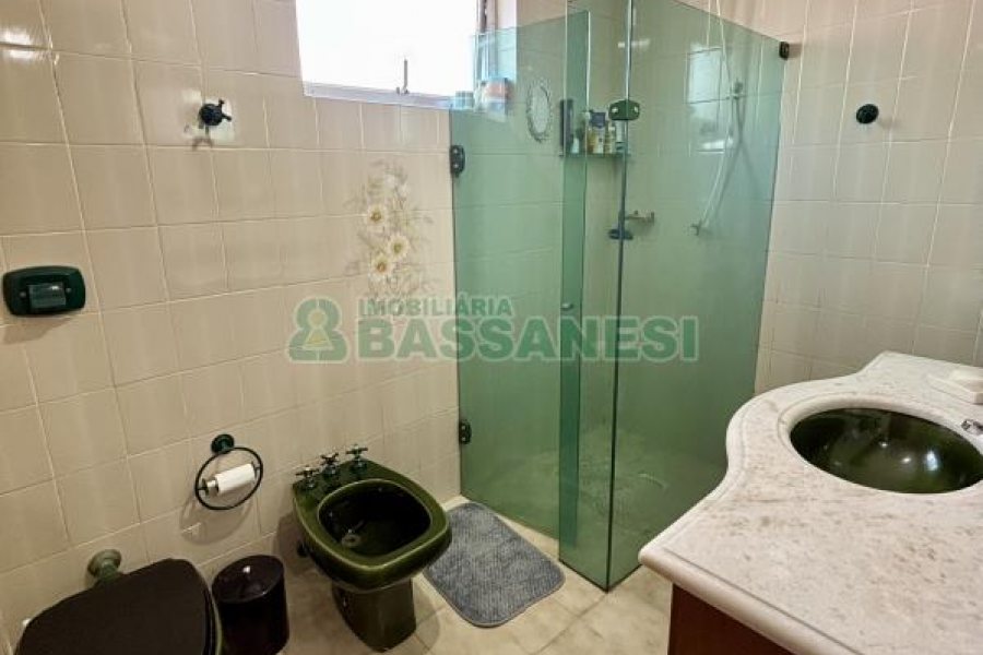 Apartamento com 124m², 3 dormitórios, 1 vaga, no bairro Rio Branco em Caxias do Sul para Comprar