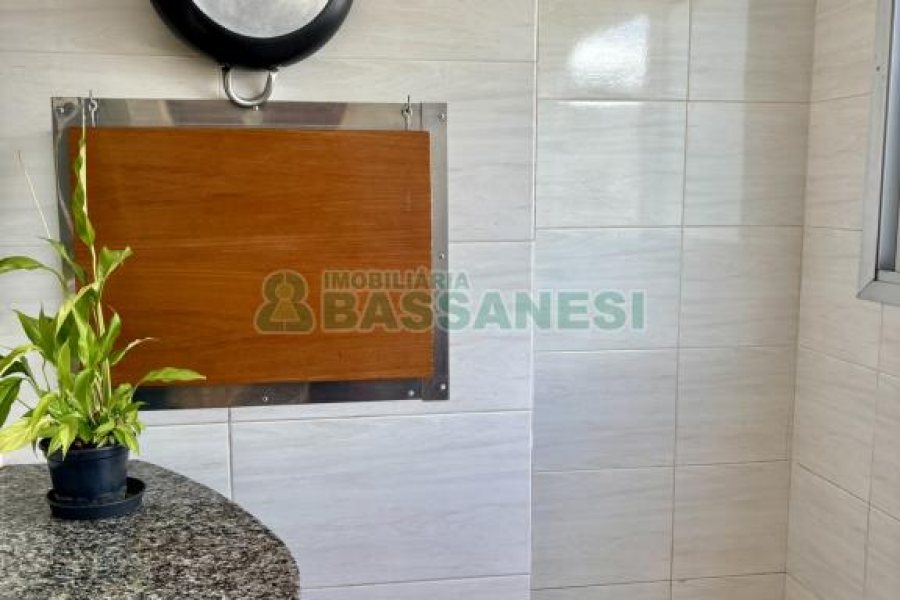 Apartamento com 124m², 3 dormitórios, 1 vaga, no bairro Rio Branco em Caxias do Sul para Comprar