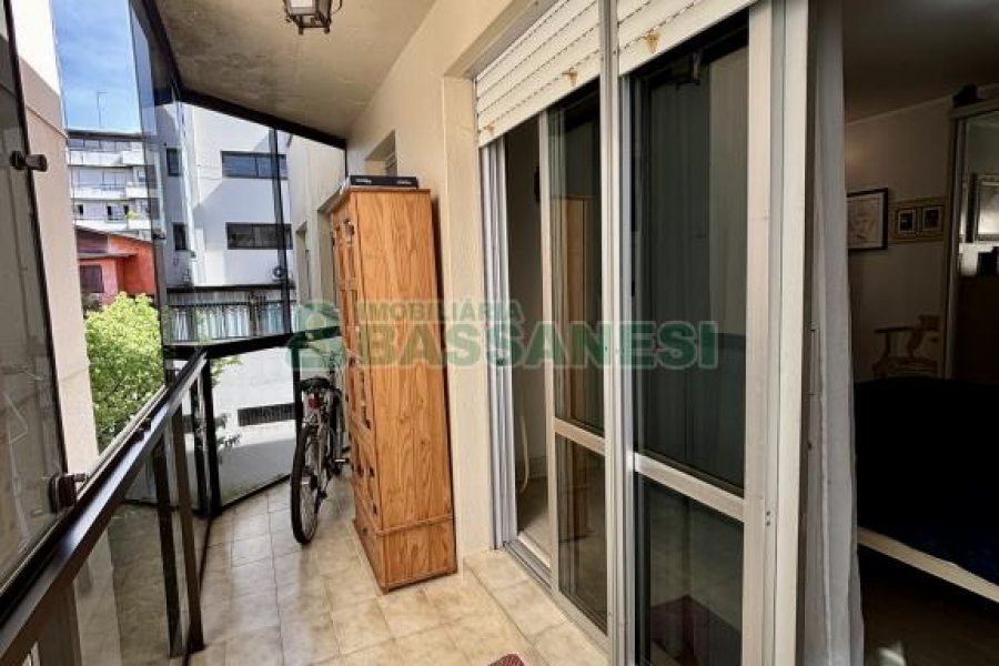 Apartamento com 124m², 3 dormitórios, 1 vaga, no bairro Rio Branco em Caxias do Sul para Comprar