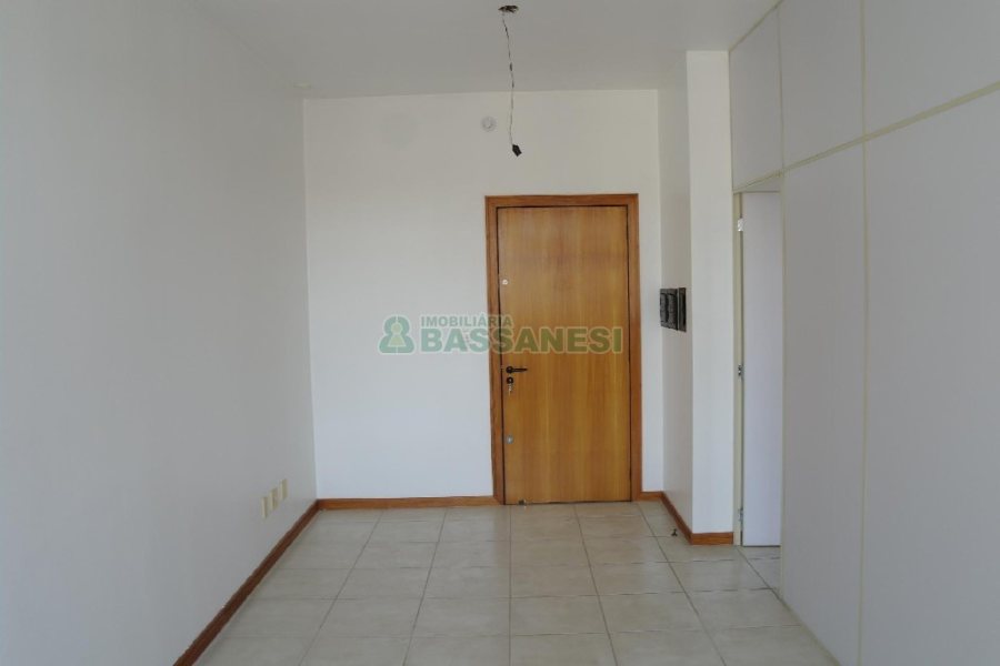 Sala com 42m², no bairro Centro em Caxias do Sul para Comprar