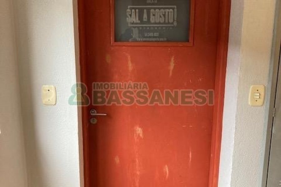 Sala com 150m², 1 vaga, no bairro Lourdes em Caxias do Sul para Alugar