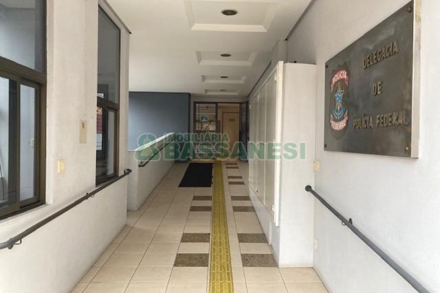 Sala com 150m², 1 vaga, no bairro Lourdes em Caxias do Sul para Alugar