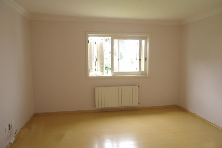 Casa com 250m², 3 dormitórios, 2 vagas, no bairro Petrópolis em Caxias do Sul para Alugar