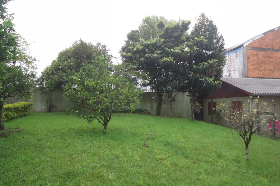 Casa com 250m², 3 dormitórios, 2 vagas, no bairro Petrópolis em Caxias do Sul para Alugar
