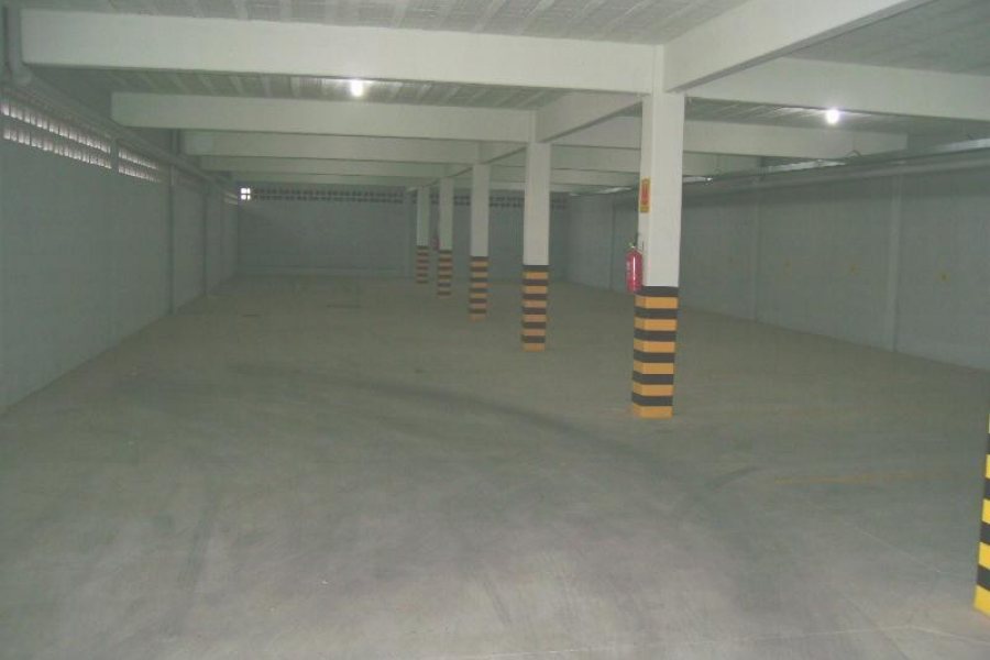 Box com 10m², no bairro São Pelegrino em Caxias do Sul para Alugar