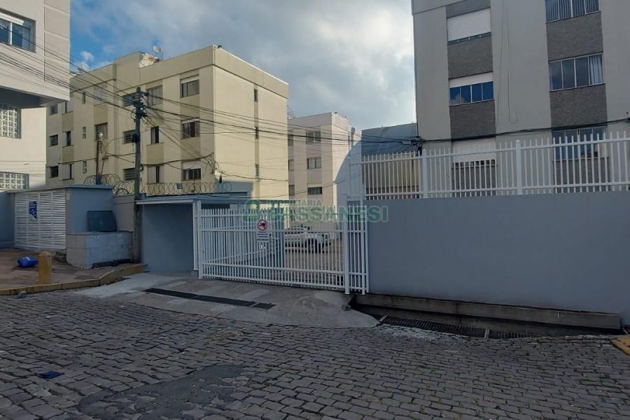 Apto Mobiliado com 77m², 2 dormitórios, 1 vaga, no bairro Rio Branco em Caxias do Sul para Alugar