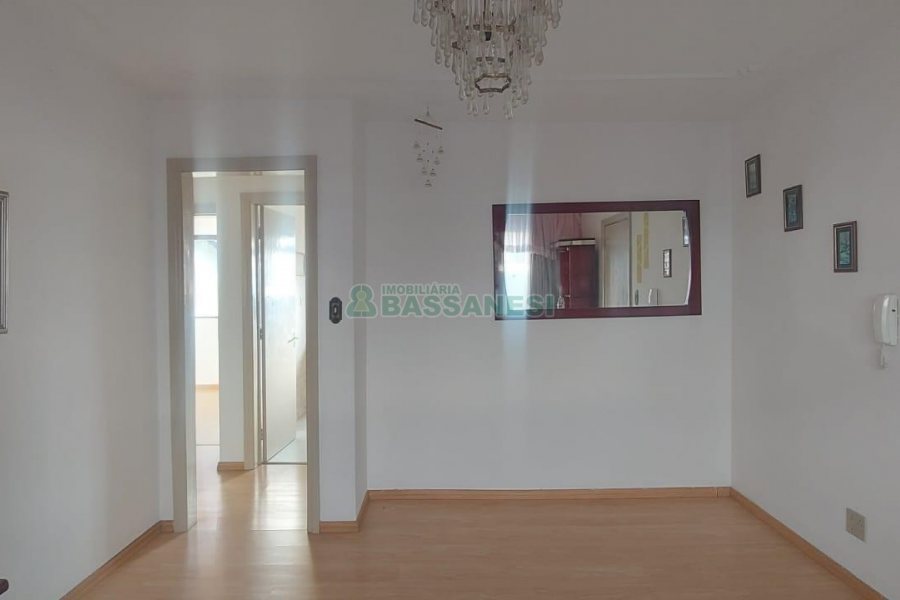 Apto Mobiliado com 77m², 2 dormitórios, 1 vaga, no bairro Rio Branco em Caxias do Sul para Alugar