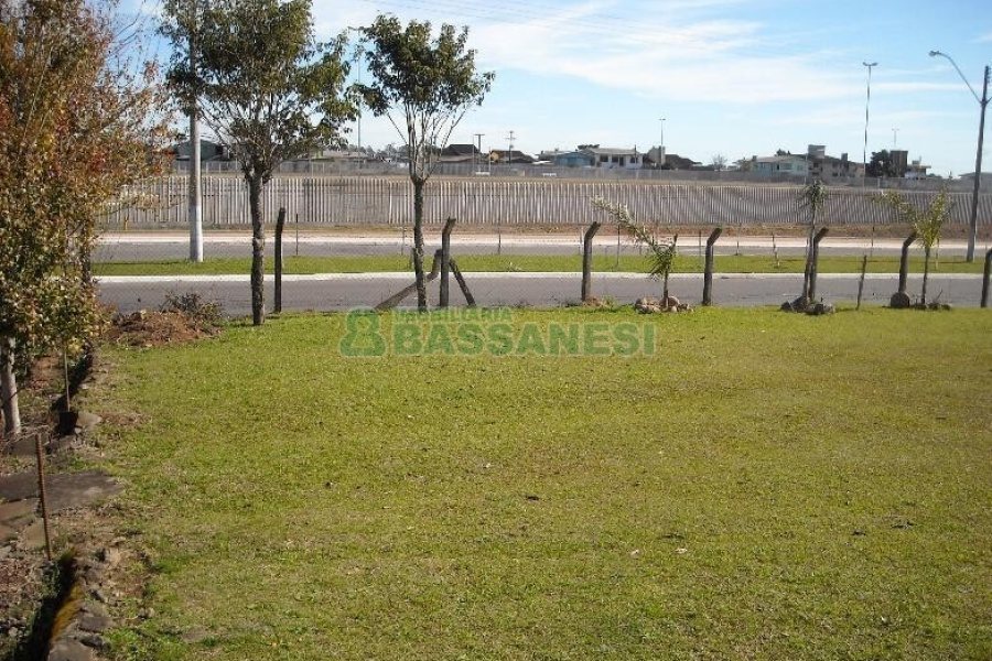 Terreno com 1260m², no bairro Cinqüentenário em Caxias do Sul para Alugar