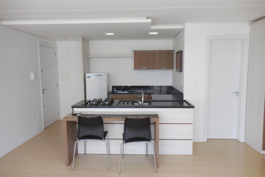 Kitinete Mobiliado com 44m², 1 dormitório, 1 vaga, no bairro Villagio Iguatemi em Caxias do Sul para Comprar