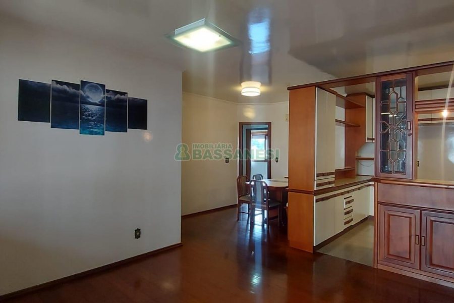 Apto Mobiliado com 140m², 3 dormitórios, 2 vagas, no bairro Lourdes em Caxias do Sul para Alugar