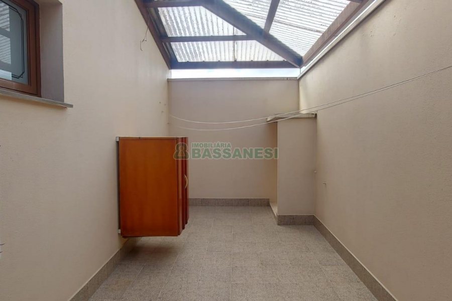 Apto Mobiliado com 140m², 3 dormitórios, 2 vagas, no bairro Lourdes em Caxias do Sul para Alugar