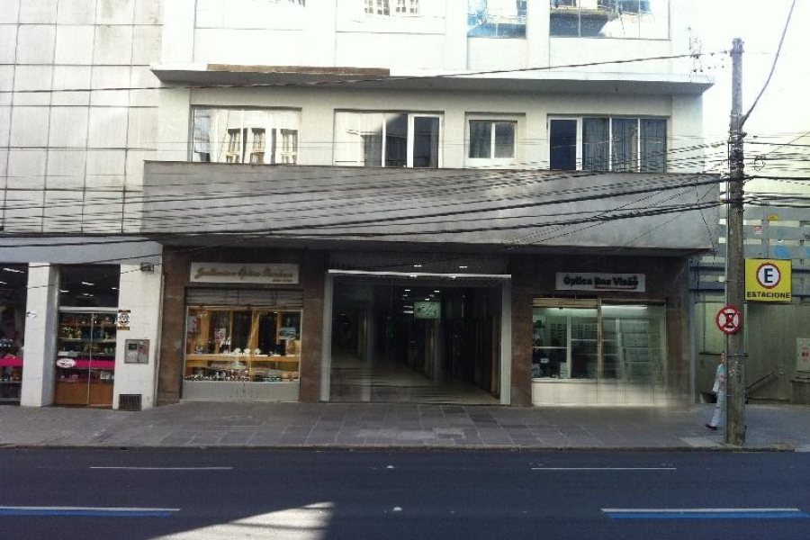 Sala com 115m², no bairro Centro em Caxias do Sul para Alugar