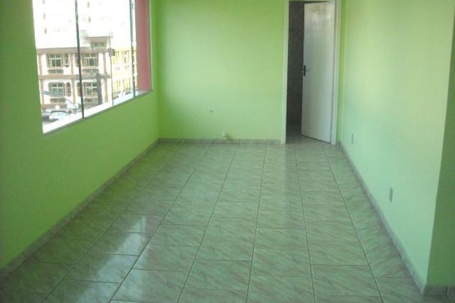 Sala com 50m², no bairro São Pelegrino em Caxias do Sul para Alugar