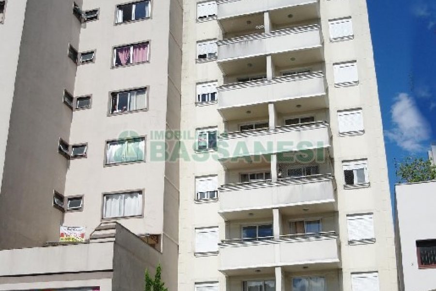 Apto Mobiliado com 40m², 1 dormitório, 1 vaga, no bairro São Pelegrino em Caxias do Sul para Comprar