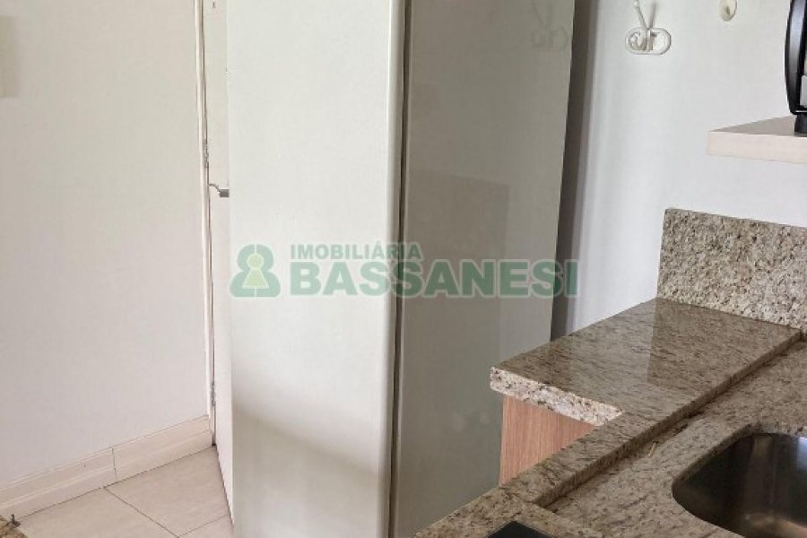 Apto Mobiliado com 34m², 1 dormitório, 1 vaga, no bairro São Pelegrino em Caxias do Sul para Alugar