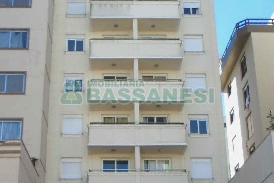 Apto Mobiliado com 34m², 1 dormitório, 1 vaga, no bairro São Pelegrino em Caxias do Sul para Alugar