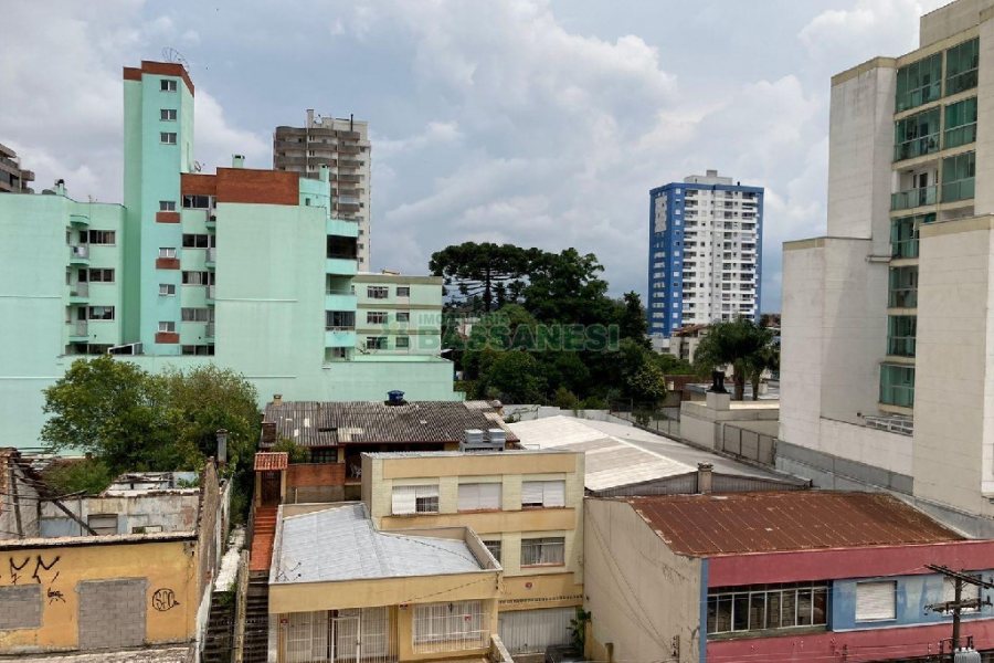 Apto Mobiliado com 34m², 1 dormitório, 1 vaga, no bairro São Pelegrino em Caxias do Sul para Alugar