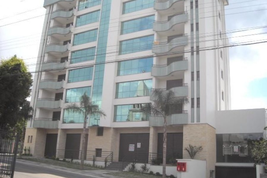 Apartamento com 170m², 3 dormitórios, 1 vaga, no bairro Nossa Senhora da Saúde em Caxias do Sul para Alugar