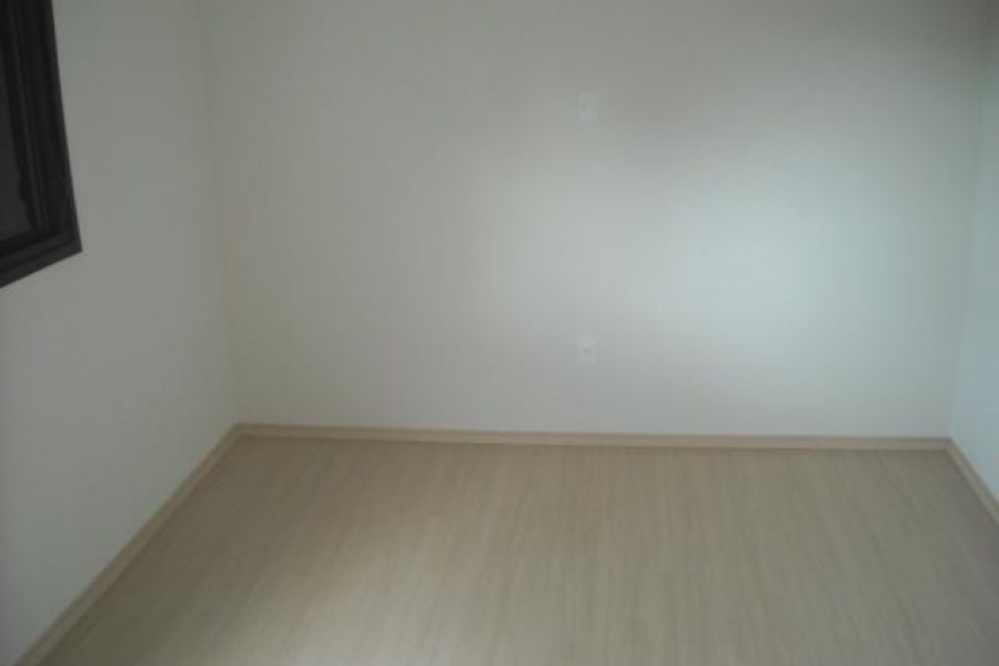 Apartamento com 170m², 3 dormitórios, 1 vaga, no bairro Nossa Senhora da Saúde em Caxias do Sul para Alugar