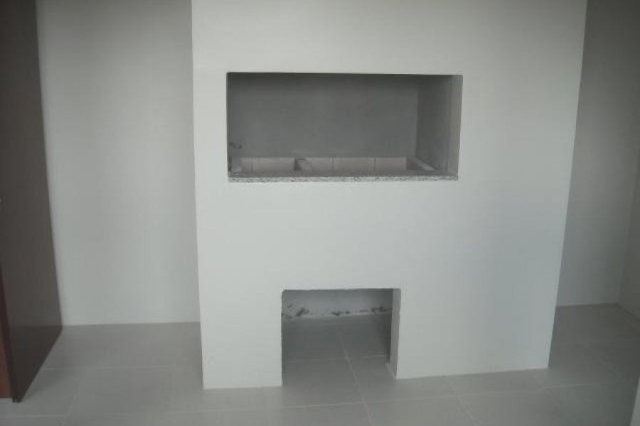 Apartamento com 170m², 3 dormitórios, 1 vaga, no bairro Nossa Senhora da Saúde em Caxias do Sul para Alugar