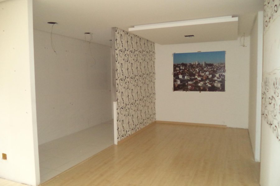 Terreno com 550m², 1 vaga, no bairro Centro em Caxias do Sul para Alugar