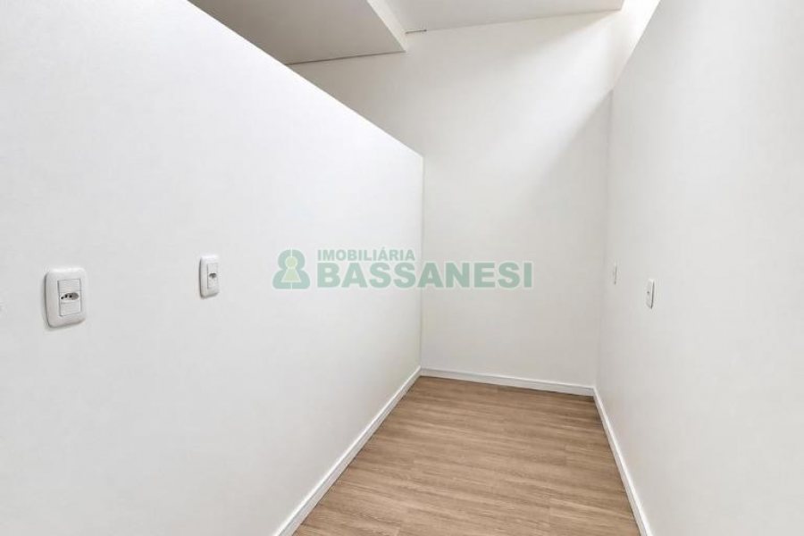 Loja com 125m², no bairro São Pelegrino em Caxias do Sul para Alugar