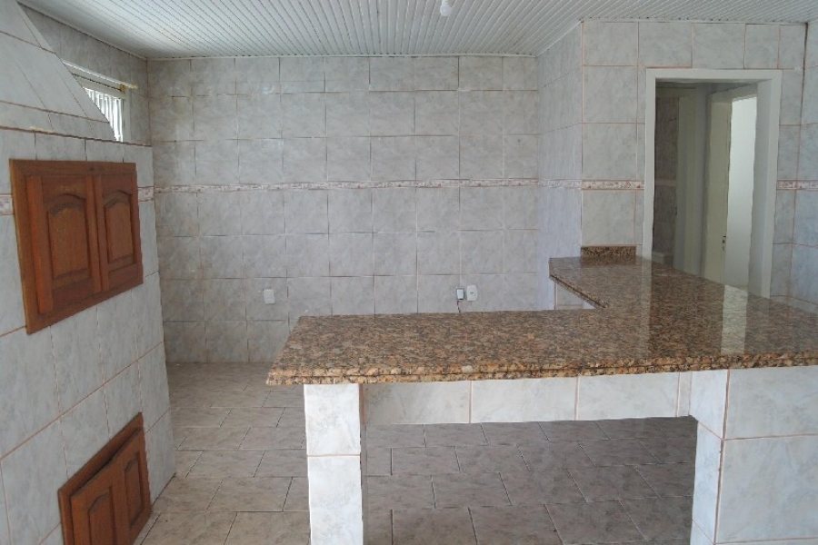 Casa com 157m², 3 dormitórios, 3 vagas, no bairro Santa Catarina em Caxias do Sul para Comprar