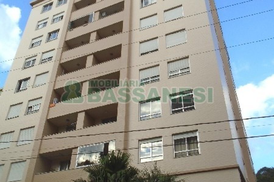 Apartamento com 88m², 3 dormitórios, 1 vaga, no bairro Lourdes em Caxias do Sul para Comprar