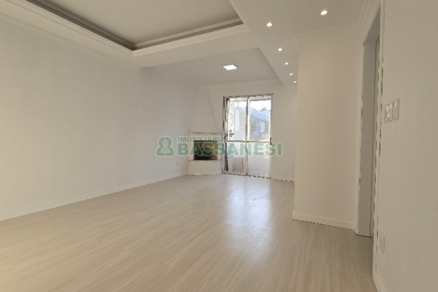 Apartamento com 88m², 3 dormitórios, 1 vaga, no bairro Lourdes em Caxias do Sul para Comprar