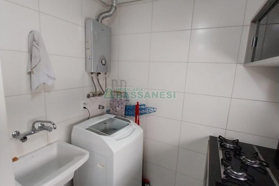Apto Mobiliado com 62m², 1 dormitório, 1 vaga, no bairro Lourdes em Caxias do Sul para Alugar