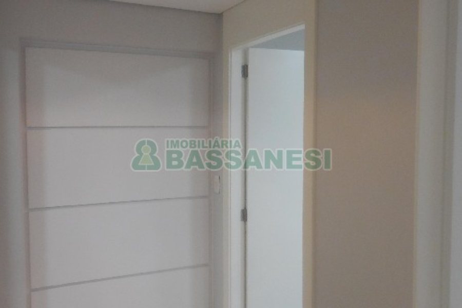 Sala com 78m², no bairro Centro em Caxias do Sul para Comprar
