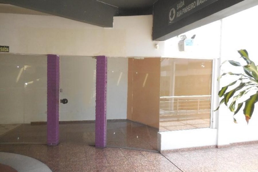 Sala com 29m², no bairro Centro em Caxias do Sul para Alugar