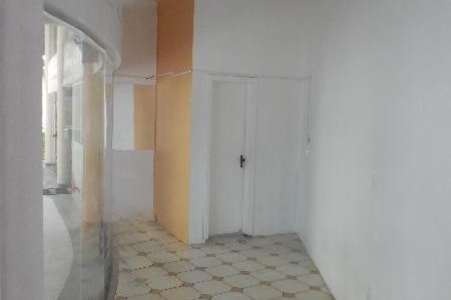Sala com 29m², no bairro Centro em Caxias do Sul para Alugar