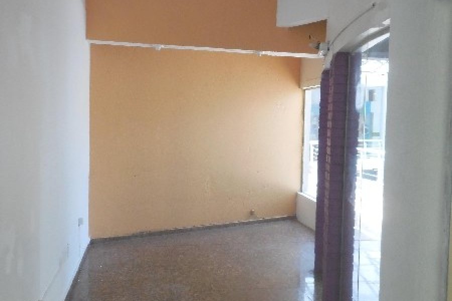 Sala com 29m², no bairro Centro em Caxias do Sul para Alugar
